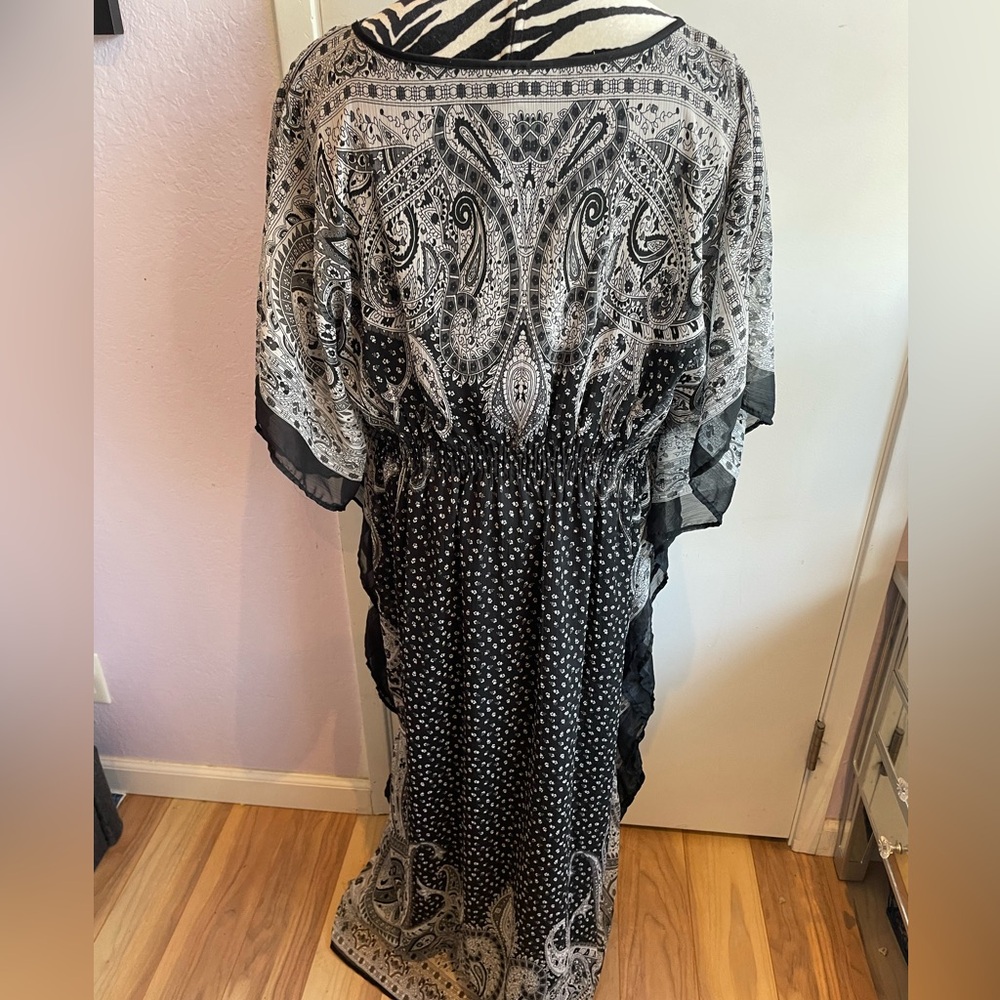 Speed Control New York Women’s Kimono Chiffon Dress Black and White Paisley - Picture 6 of 8